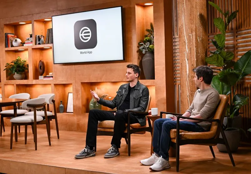 Alex Blania dan Sam Altman