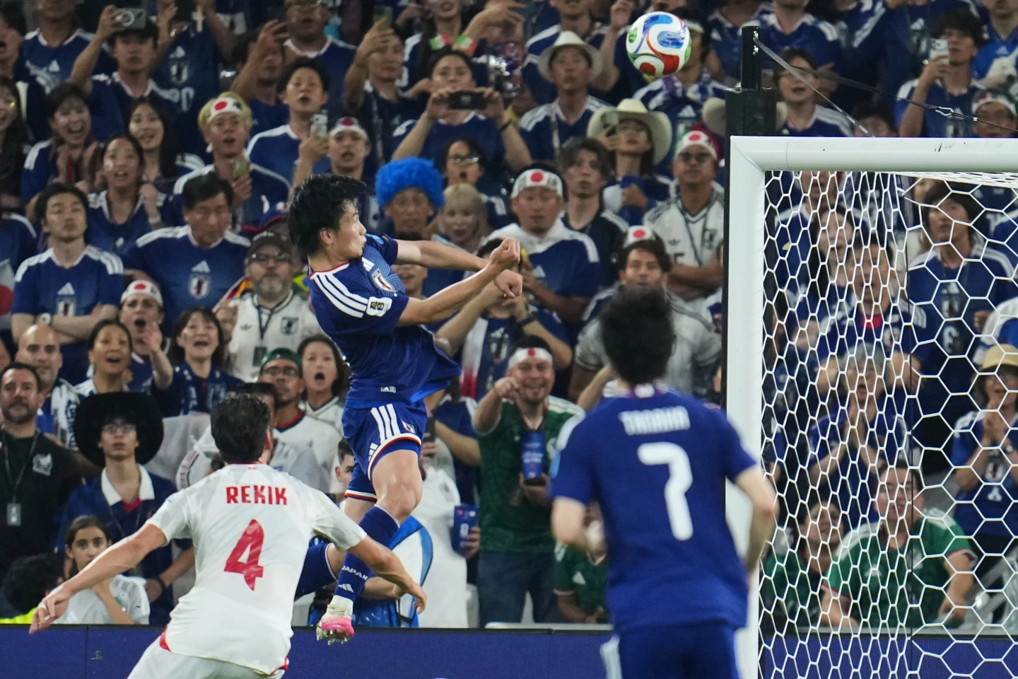 Ayase Ueda Mencetak Gol pada Laga Jepang vs Tunisia di Piala Dunia 2026 - AP
